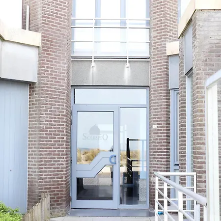 Attic In By The Beach, Cleaning Included Apartamento Nieuwpoort